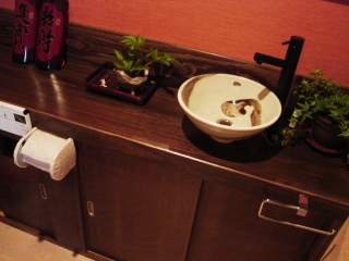 トイレの手洗いカウンター